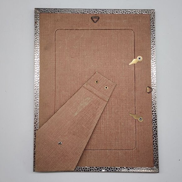 Vintage Antique Textured Silver Metal Picture Frame Embossed Leather Design - Picture 4 of 11